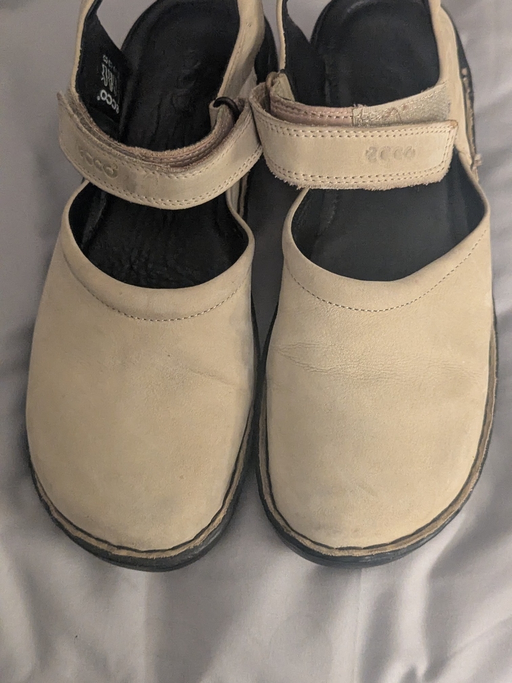 Ecco Beige Leather Slingback Clogs